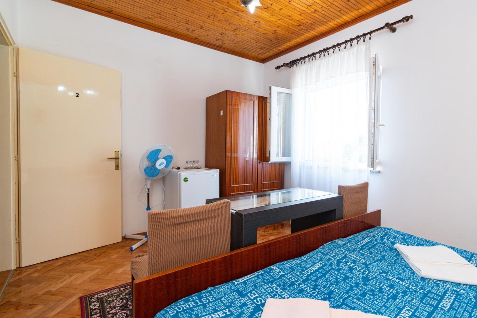 Apartments And Rooms With Parking Space Skrbcici, Krk - 21231 Kamer foto
